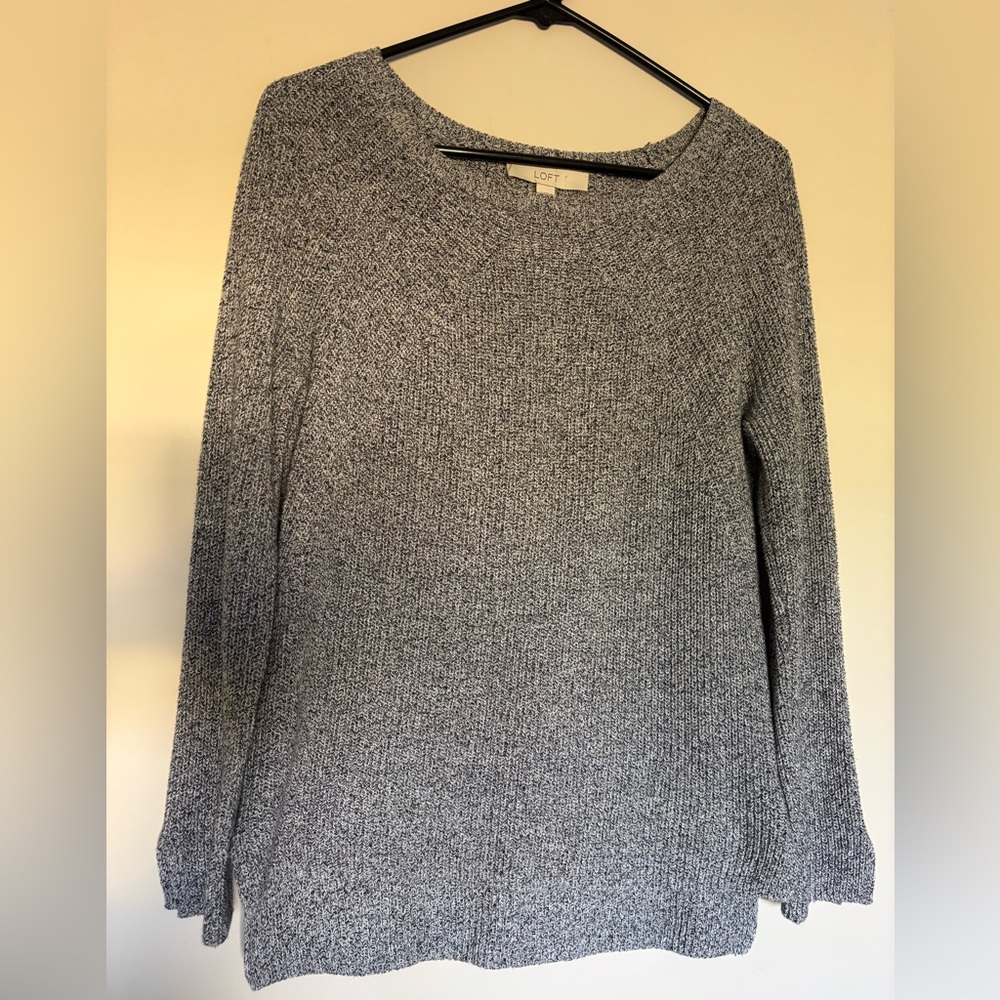 LOFT Women's Heathered Gray Crew Neck Sweater